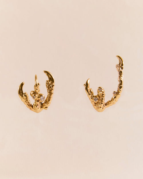 Diamond Warts Claw Cuff Earrings