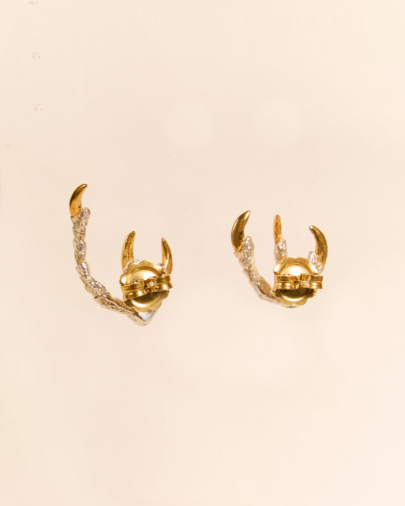 Claw Cuffs