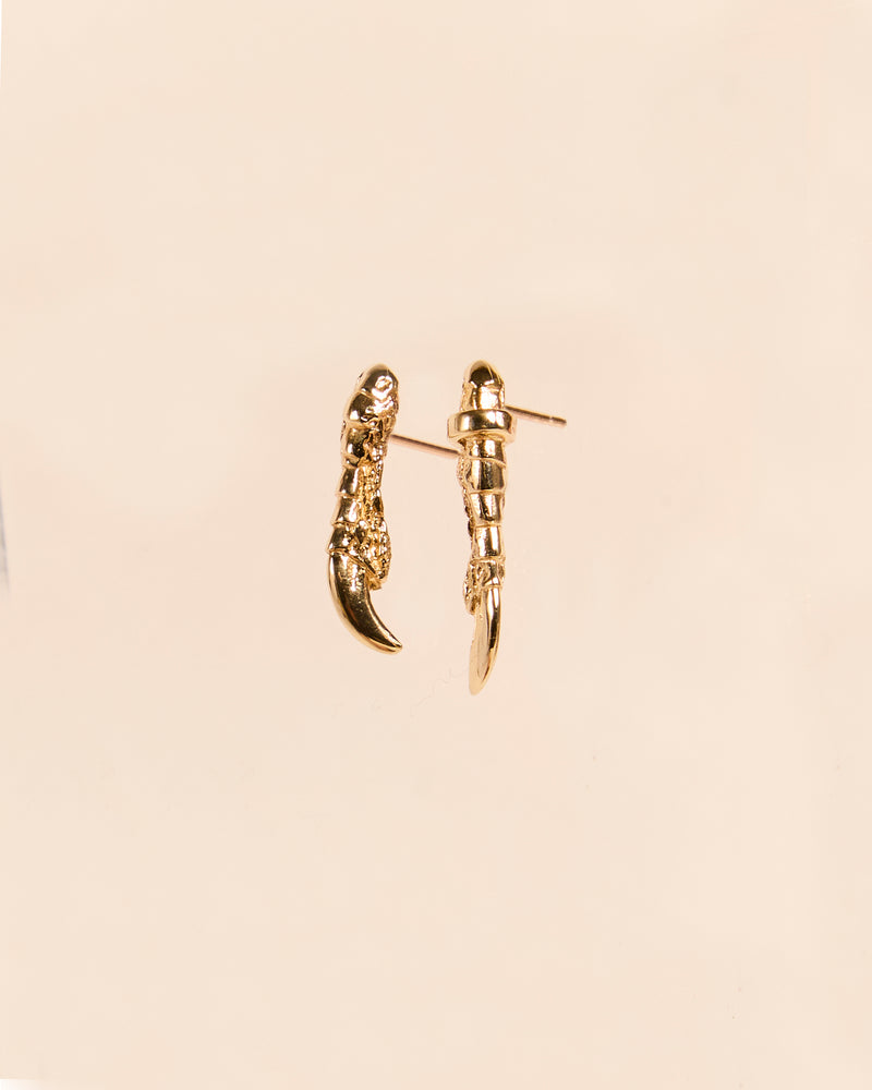 Claw Studs