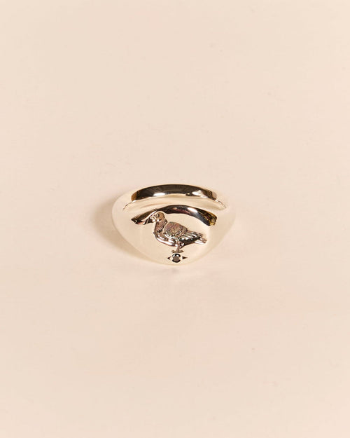 Heavyweight Pigeon Signet with Black Diamond