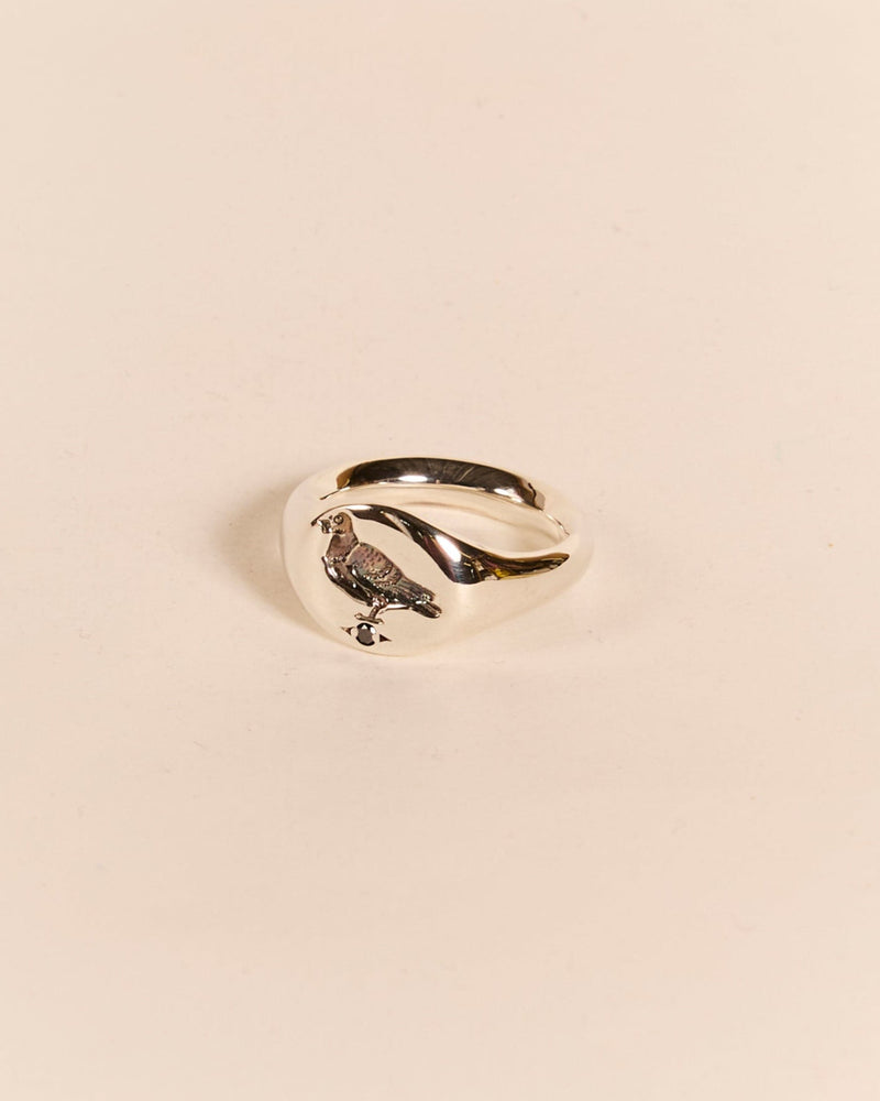 Heavyweight Pigeon Signet with Black Diamond