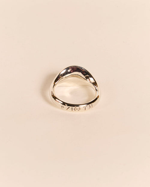 Heavyweight Pigeon Signet with Black Diamond