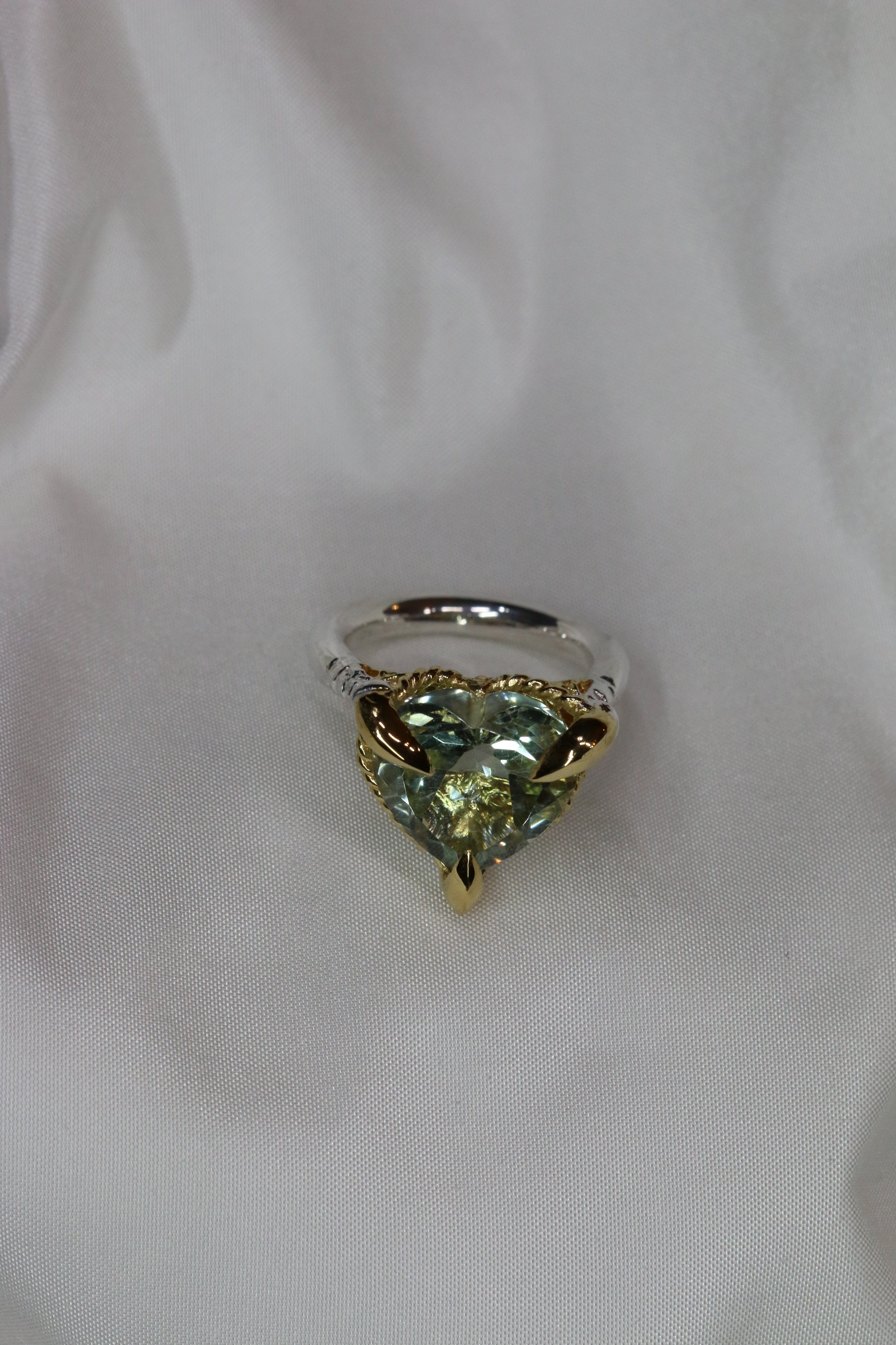 Green Quartz Love Heart Ring