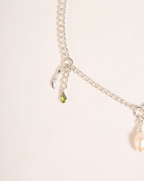 Pearl Dripping Necklace with Peridot