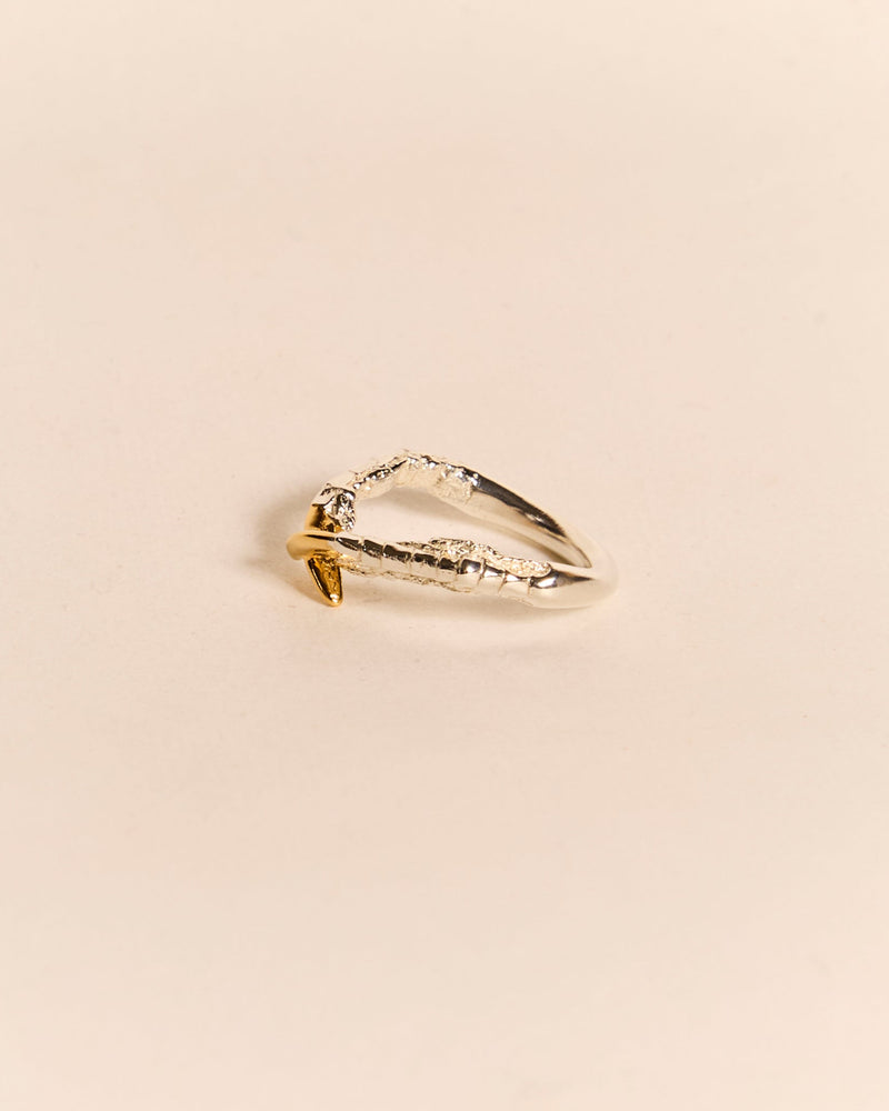 Cross Claw