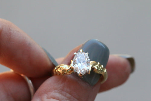 Oval Diamond Solitaire 2018